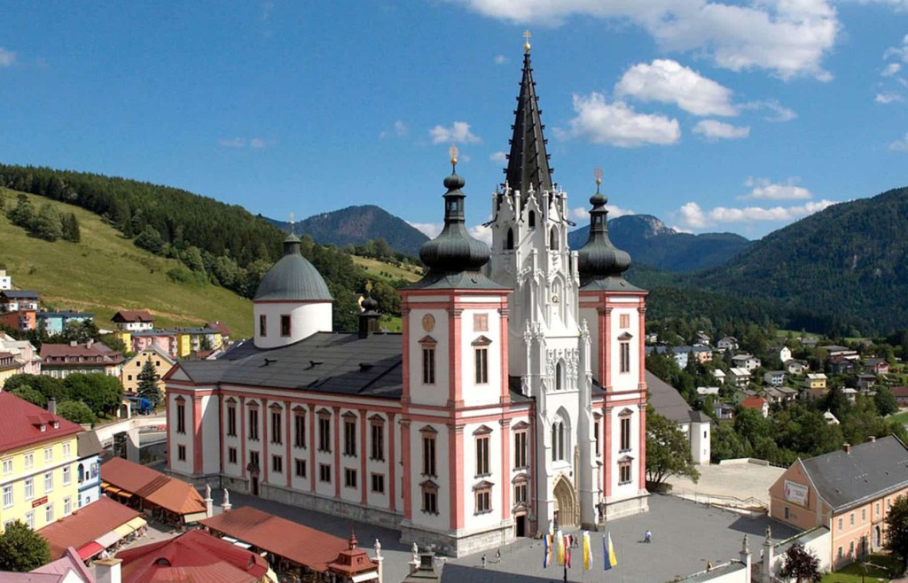 STMK Basililka Mariazell Basilika Sommer e
